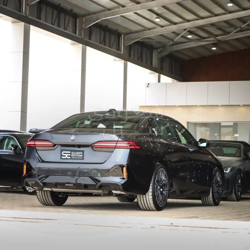 2026 BMW 5 Series 520i