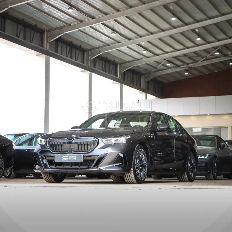 2026 BMW 5 Series 520i