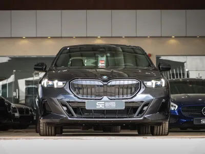 2026 BMW 5 Series 520i