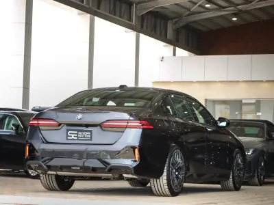 2026 BMW 5 Series 520i
