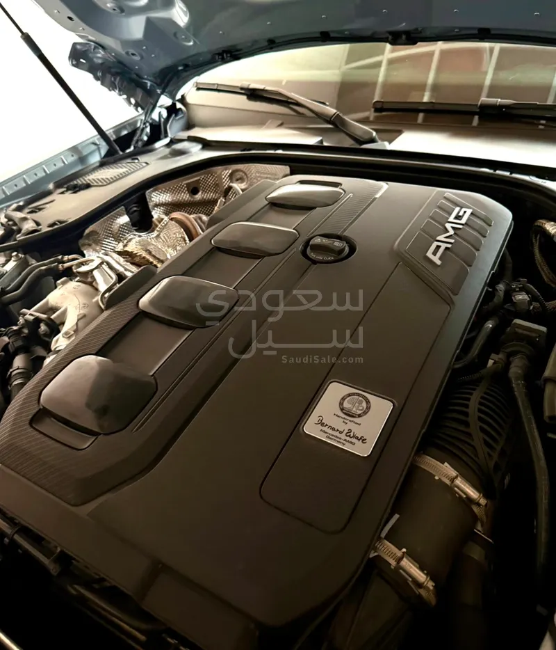 2025 مرسيدس - بنز جي تي 43