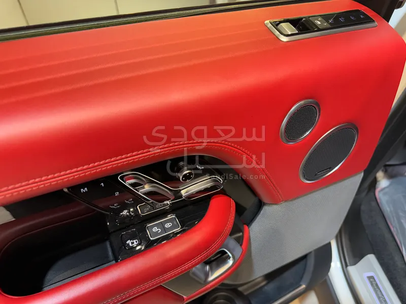 2021 لاند روفر رينج روفر فوج اوتوبيوغرافي