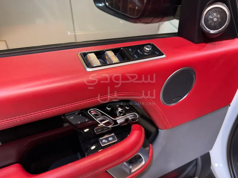 2021 لاند روفر رينج روفر فوج اوتوبيوغرافي