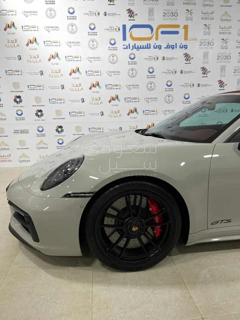 2023 بورش 911 كاريرا 4 جي تي اس