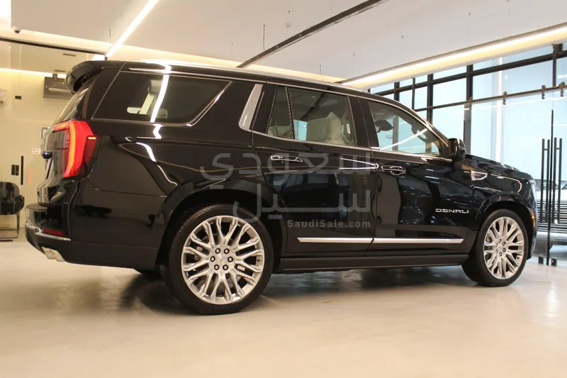 2025 GMC Yukon Denali