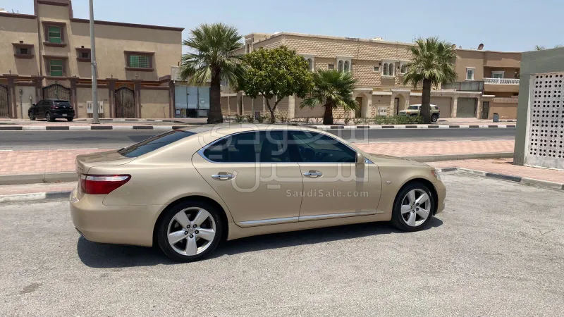 2007 لكزس إل إس 460