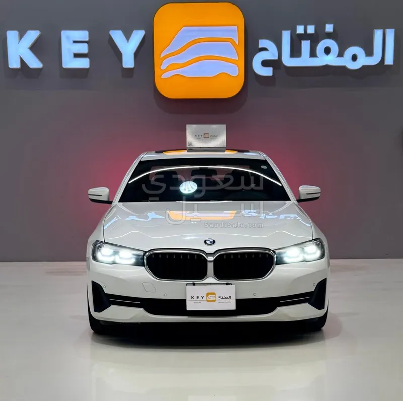 2023 بي ام دبليو الفئة الخامسة 520 أي