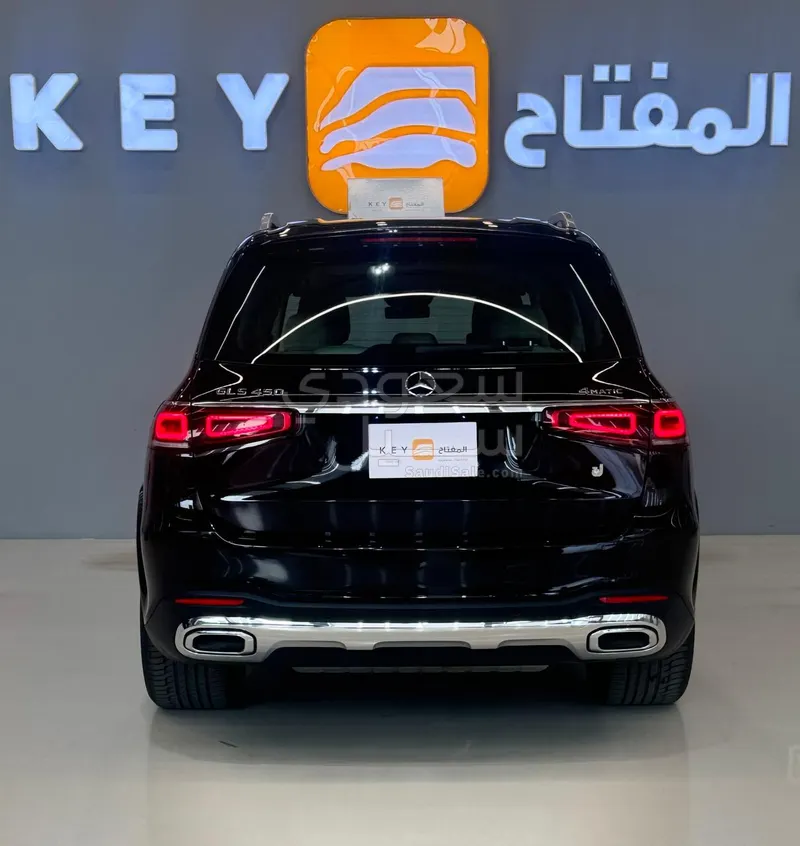 2023 مرسيدس - بنز جي إل إس 450