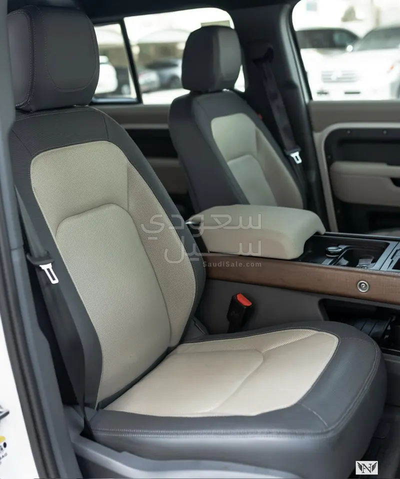2023 Land Rover Defender X dynamic
