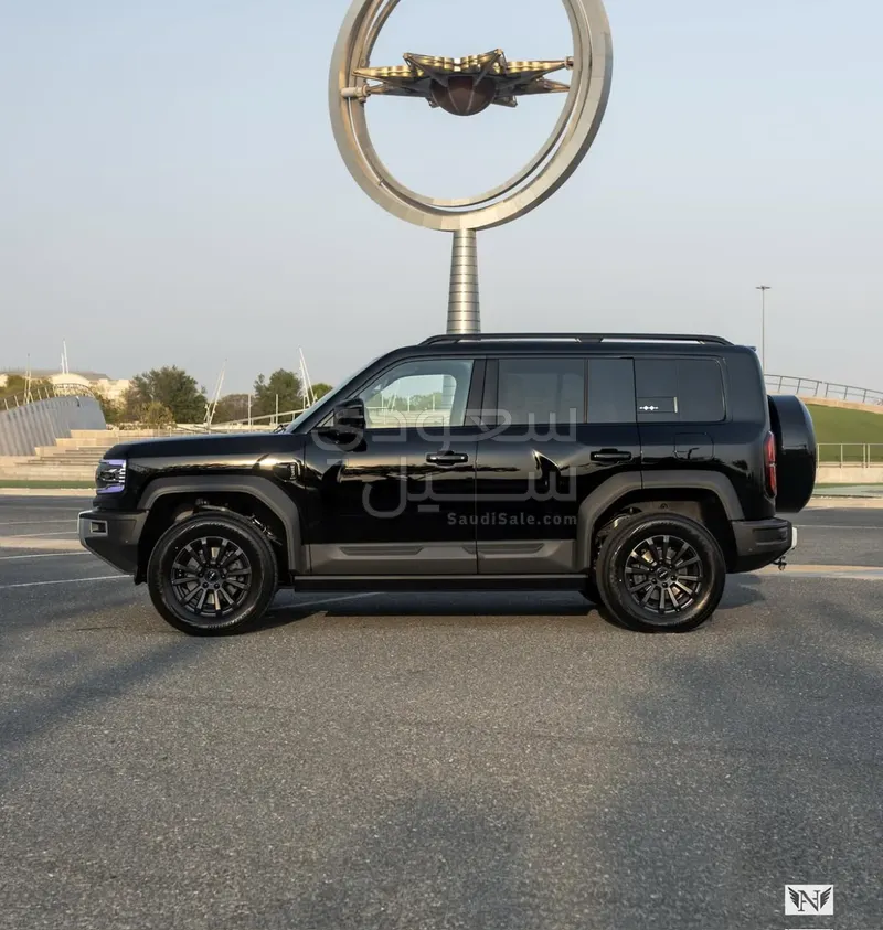 2026 بي واي دي ليوبارد 5