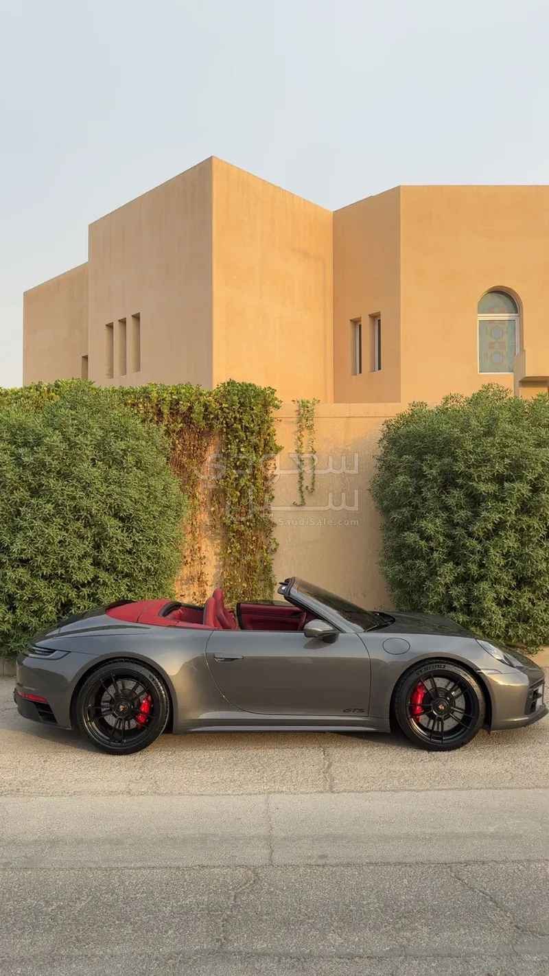 2023 بورش 911 كاريرا جي تي اس