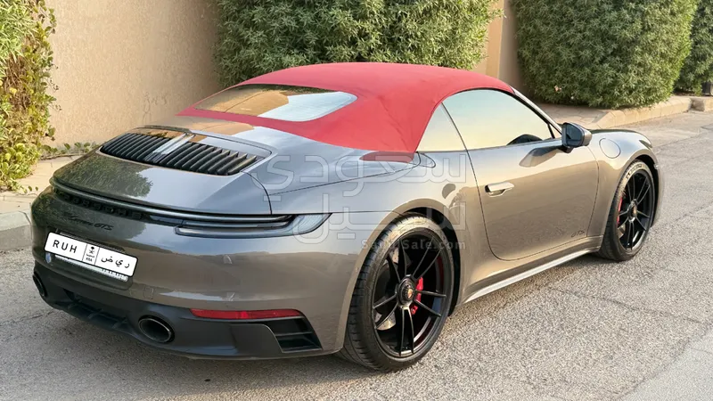 2023 بورش 911 كاريرا جي تي اس
