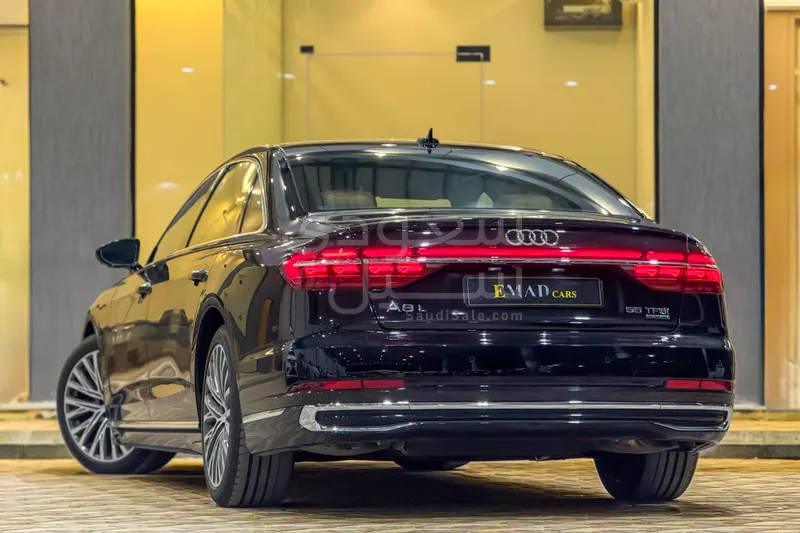 2024 اودي اي 8 ال