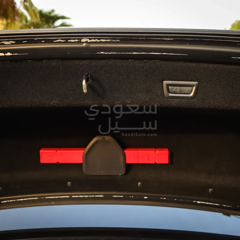 2023 بي ام دبليو الفئة السابعة 735أي