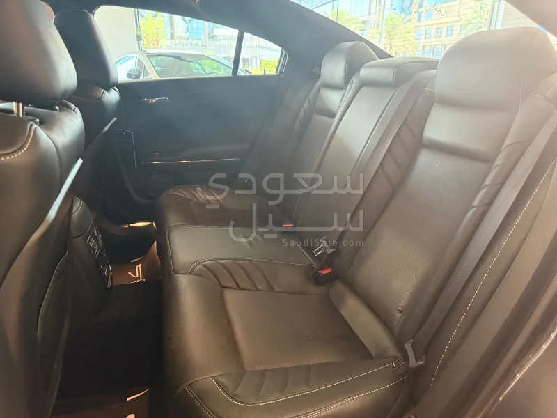 2023 دودج تشارجر اس ار تي هيلكات رد اي