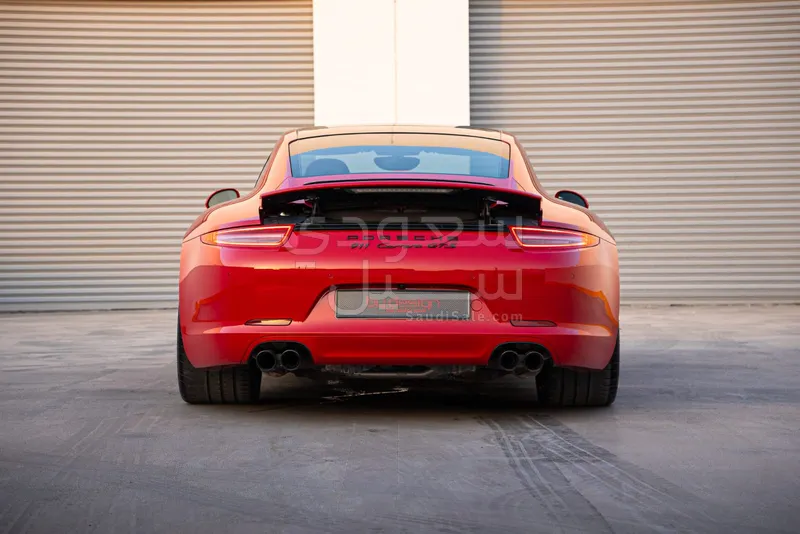 2015 بورش 911 كاريرا جي تي اس