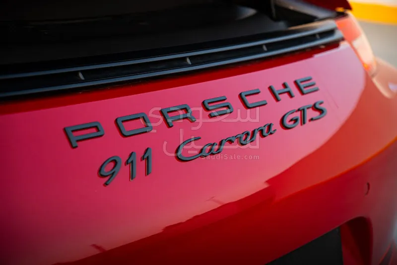 2015 بورش 911 كاريرا جي تي اس