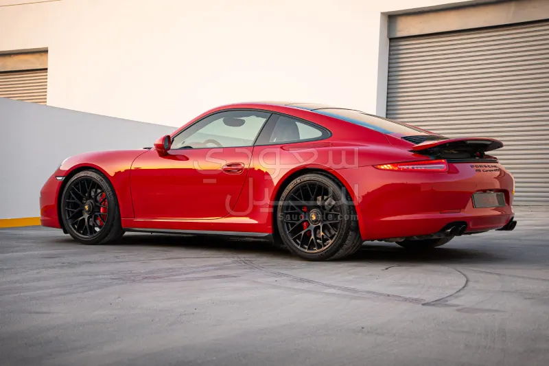 2015 بورش 911 كاريرا جي تي اس