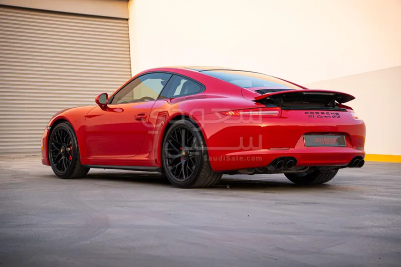 2015 بورش 911 كاريرا جي تي اس
