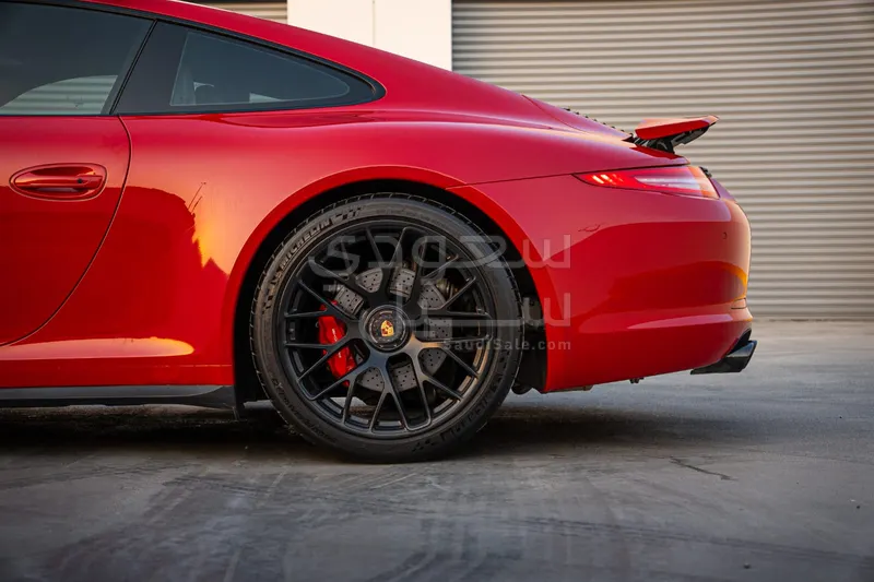 2015 بورش 911 كاريرا جي تي اس
