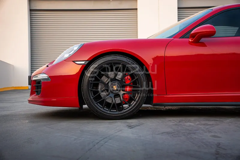 2015 بورش 911 كاريرا جي تي اس