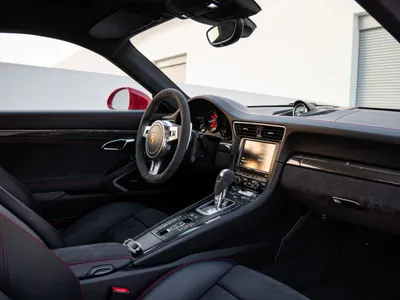 2015 بورش 911 كاريرا جي تي اس