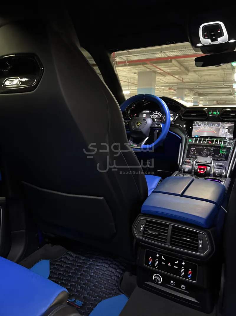 2022 لمبرجيني اوروس
