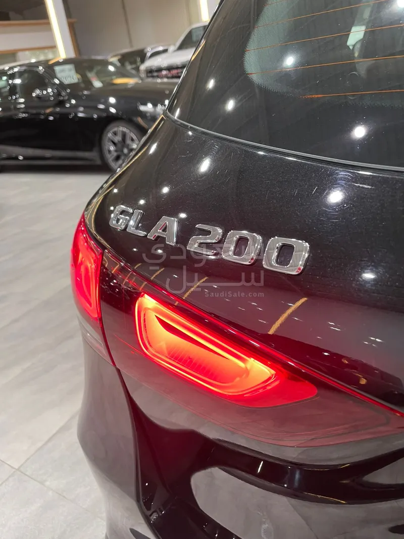 2023 مرسيدس - بنز جي إل أي 200