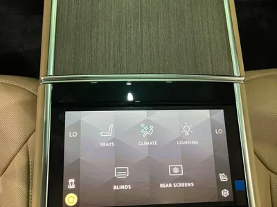 2025 لاند روفر رينج روفر اوتوبيوغرافي
