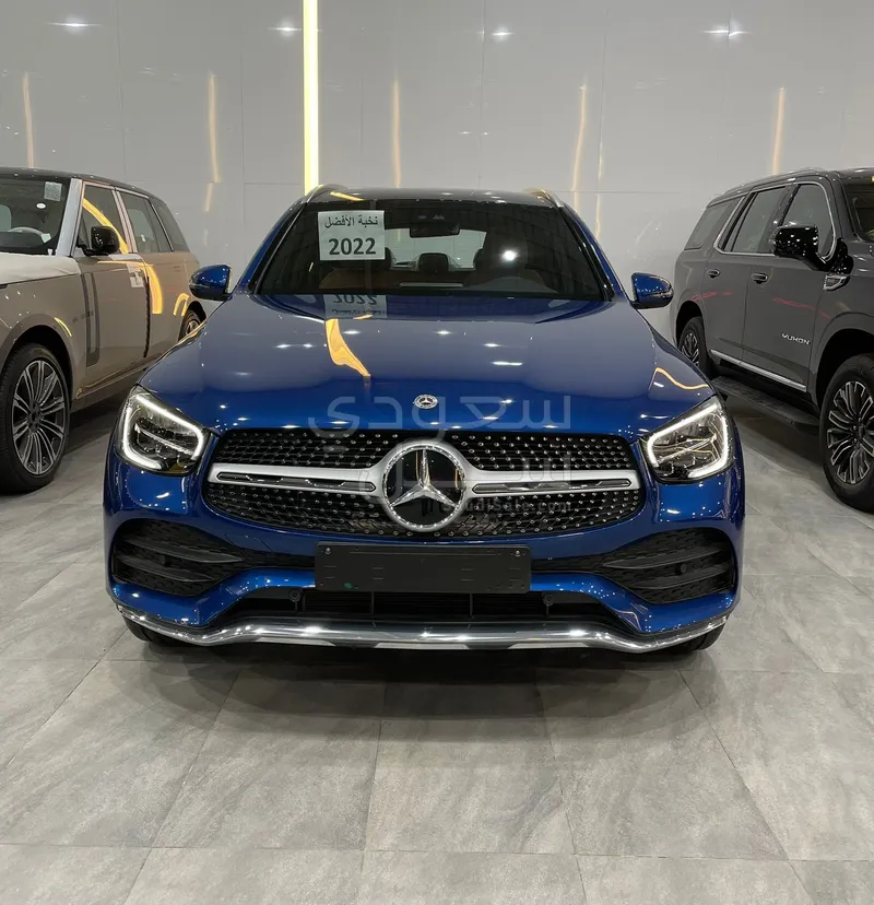 2022 مرسيدس - بنز جي إل سي 200