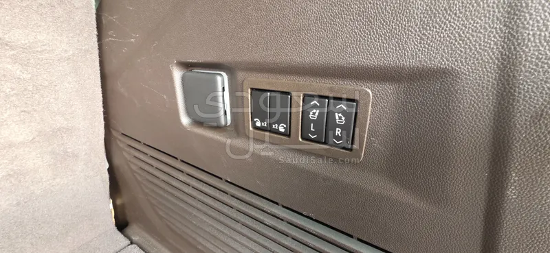 2022 شفروليه تاهو زد 71