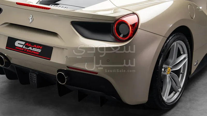 2018 فيراري 488 جي تي بي