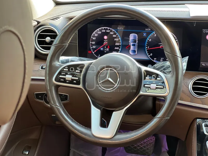 2020 Mercedes-Benz E 300
