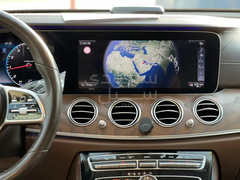2020 Mercedes-Benz E 300
