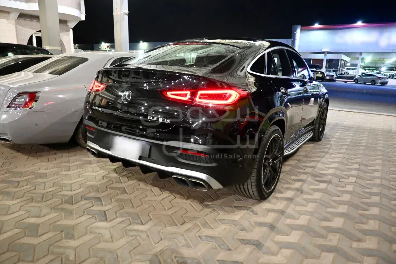 2021 مرسيدس - بنز جي إل إي 63 أي إم جي