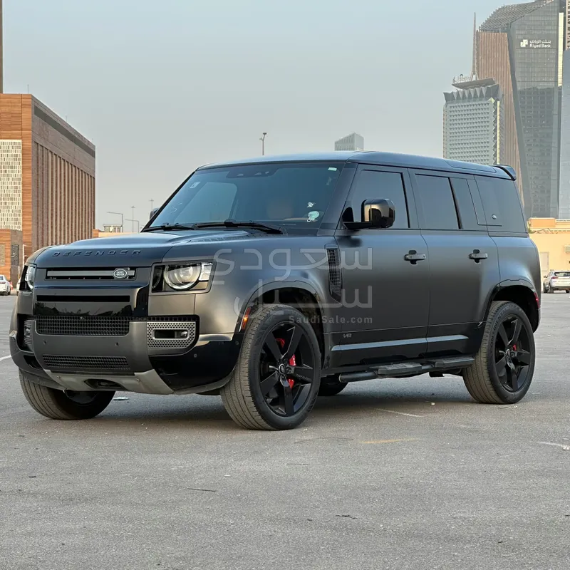 2024 Land Rover Defender carpathian edition