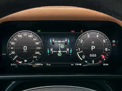 2024 Land Rover Defender carpathian edition
