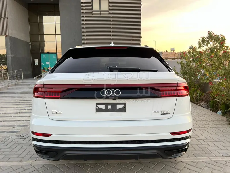 2020 اودي كيو 8 اس لاين