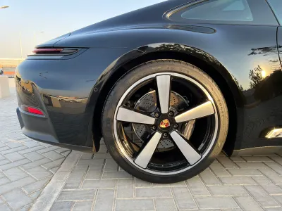 2025 بورش 911 كاريرا
