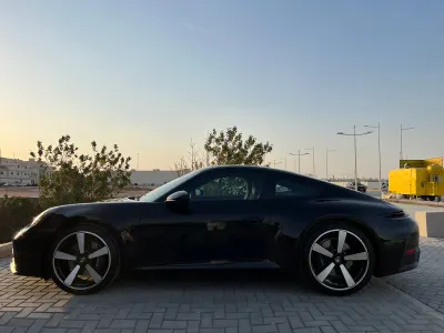 2025 بورش 911 كاريرا