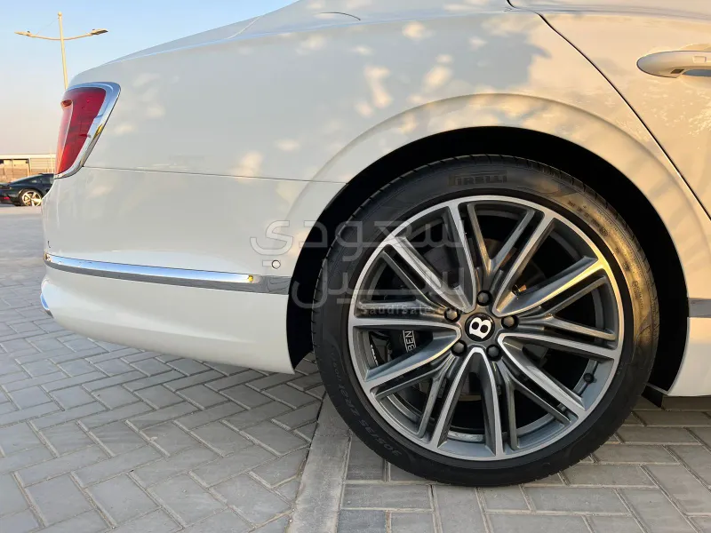 2022 Bentley Continental Flying Spur