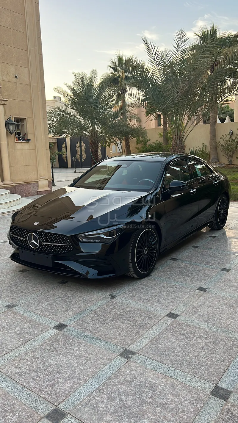 2025 مرسيدس - بنز سي إل أي 200