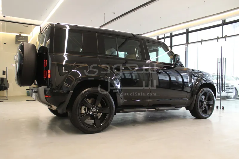 2025 Land Rover Defender 110