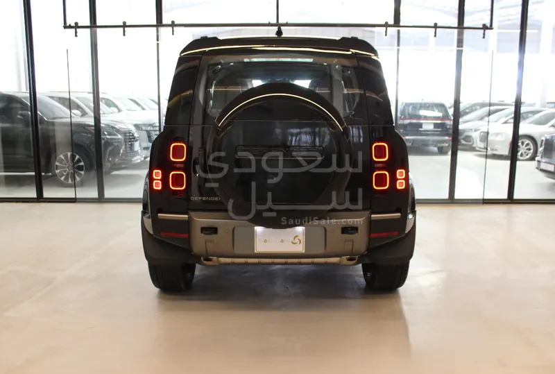 2025 Land Rover Defender 110