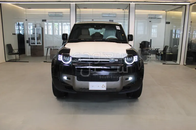 2025 Land Rover Defender 110