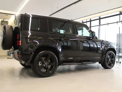 2025 Land Rover Defender 110