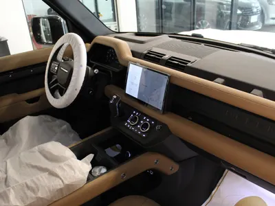 2025 Land Rover Defender 110