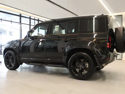 2025 Land Rover Defender 110
