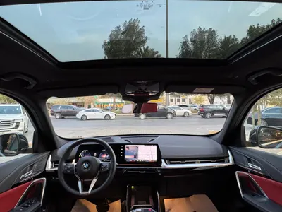 2025 بي ام دبليو الفئة اكس 1
