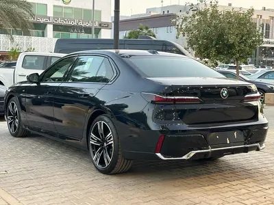 2026 بي ام دبليو الفئة السابعة 735أي